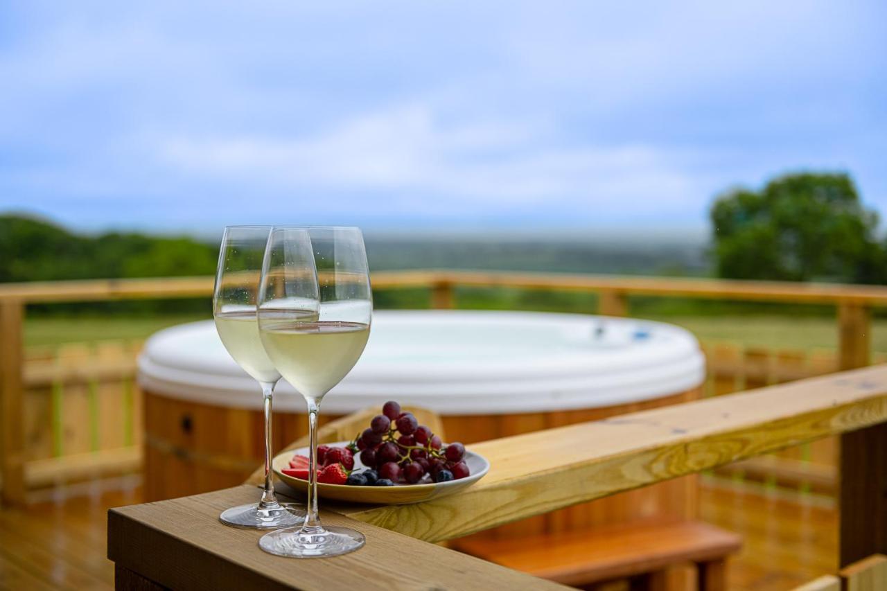 Luxury Log Cabin With A Hot Tub Stone  Eksteriør billede